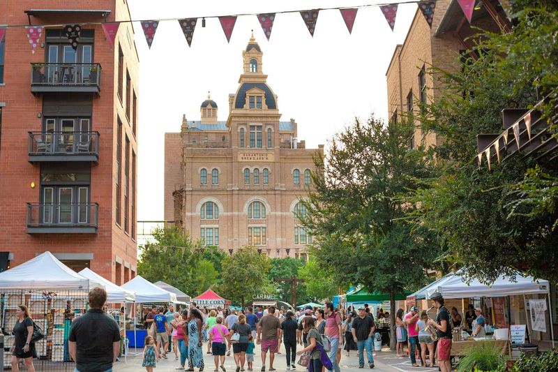 Pearl Farmers Market (San Antonio)
