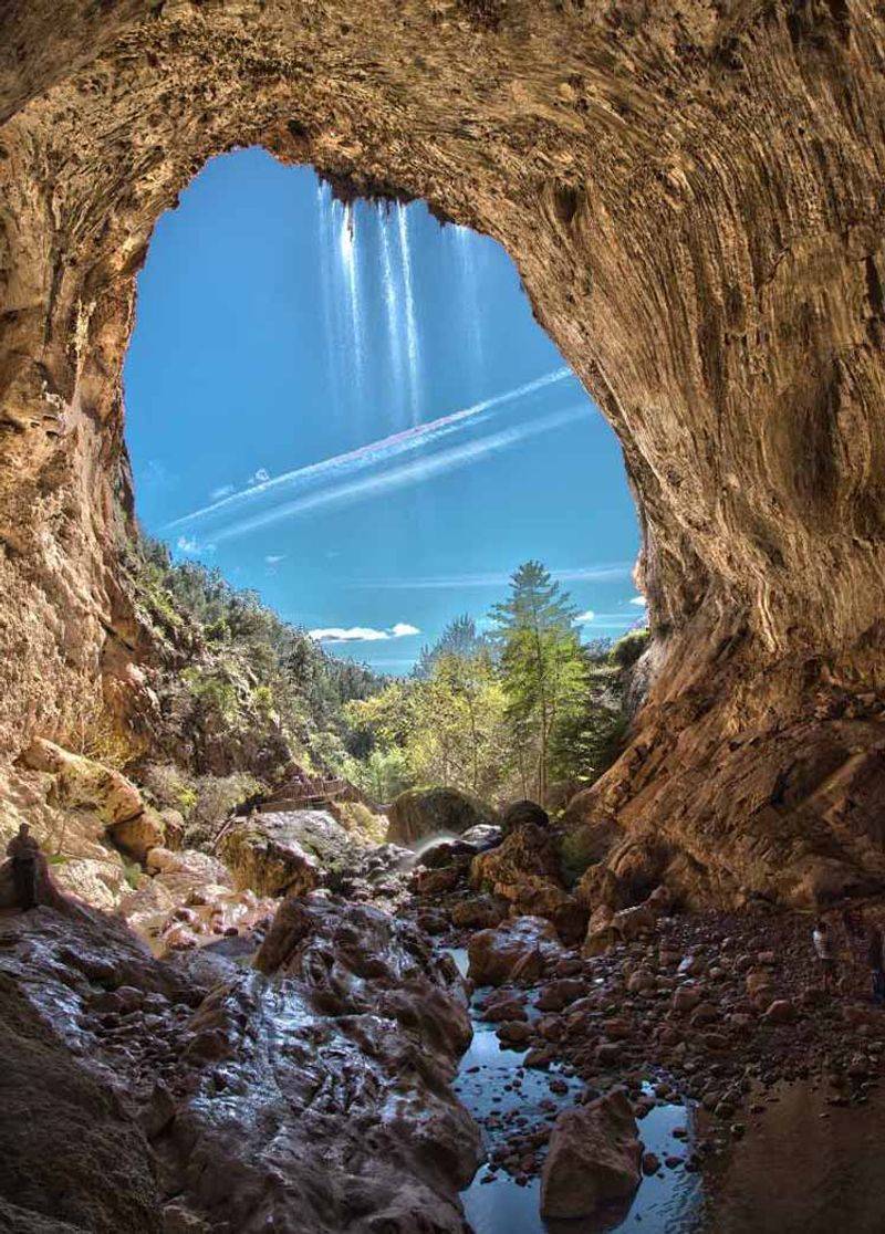 Tonto Natural Bridge: A Limestone Wonder