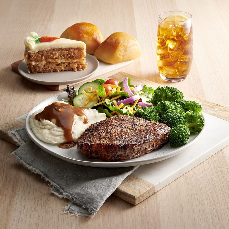 Golden Corral: Savannah's All-American Abundance