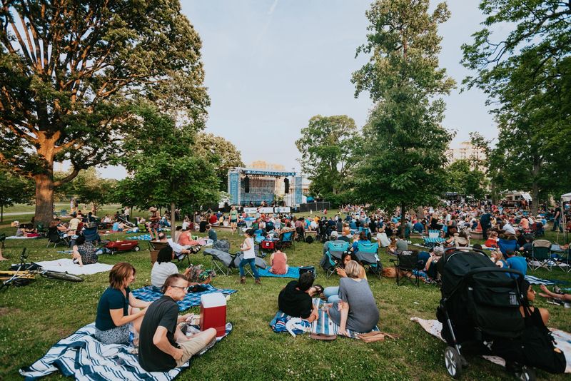 Embrace Nashville's Musical Soul Under Autumn Skies