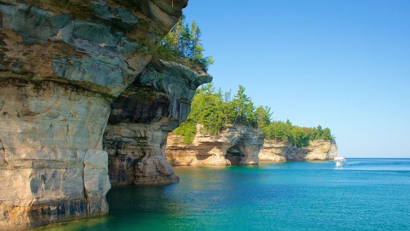 Pictured Rocks National Lakeshore