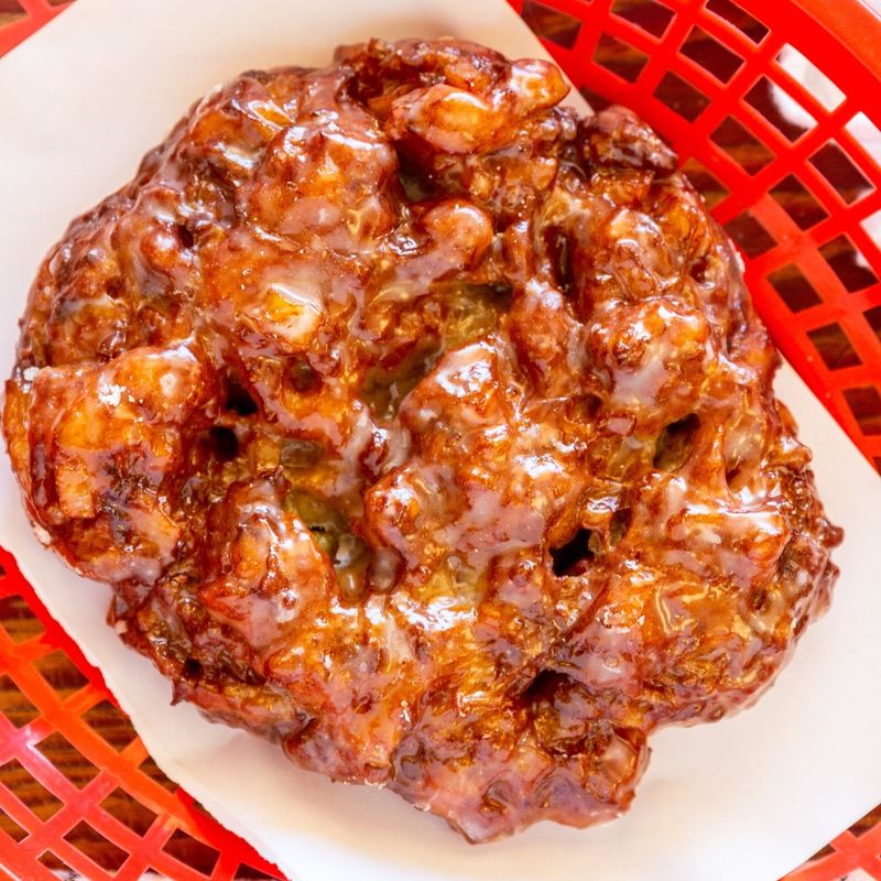 16th Street Donuts: The Fritter Specialist
