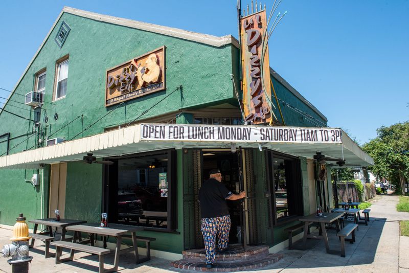 Lil’ Dizzy’s Cafe