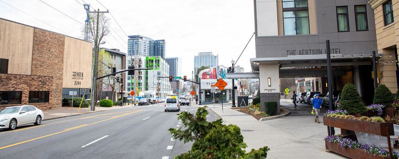 Midtown's Late-Night Food Playground