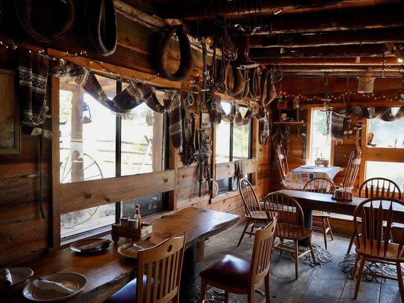 Cowboy Dinner Tree