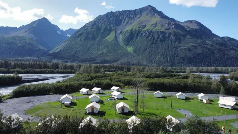 Russian River Campground: Salmon-Rich Wilderness