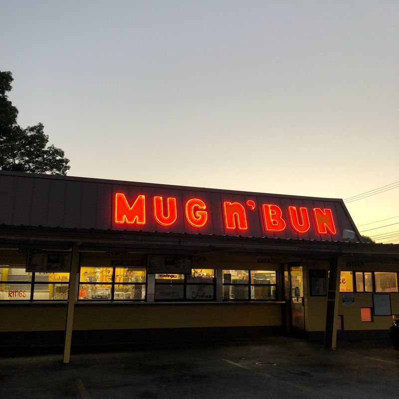 Mug-n-Bun: Speedway’s Crunch Champion