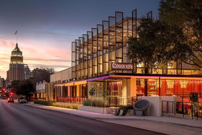 Rosario's ComidaMex & Bar: Bold Flavors Beyond Downtown