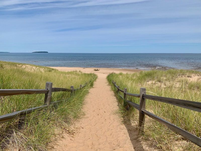 Au Train Beach