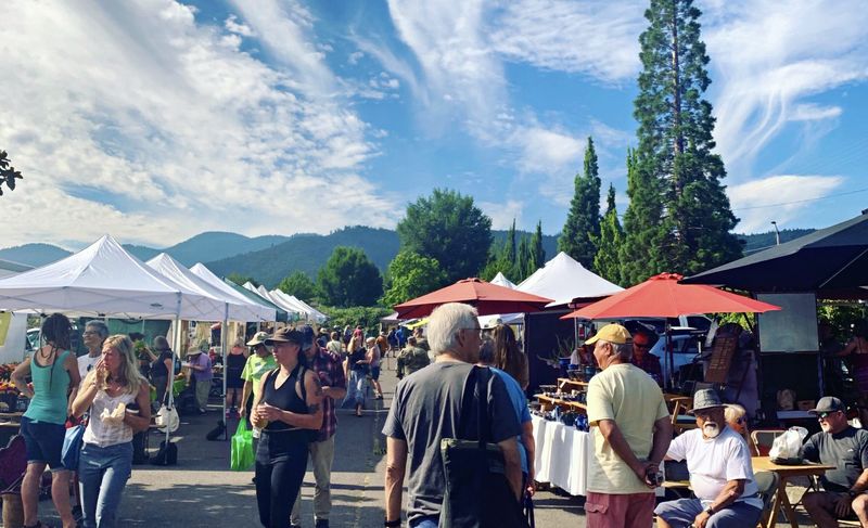 Ashland Farmers Market: Southern Oregon's Food Hub