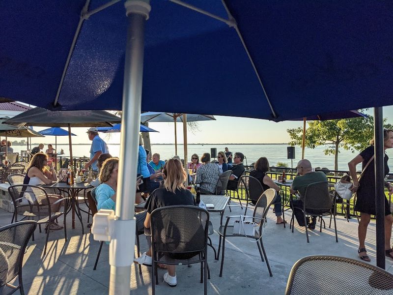 Sunset On The Water: Lake Winnebago's Prime Viewing Spot
