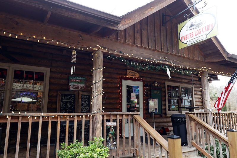 Timbers Log Cabin Restaurant: Small-Town Charm with Big Flavors