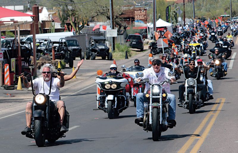 Cave Creek: Western-Style Town Now Filled With Crowds