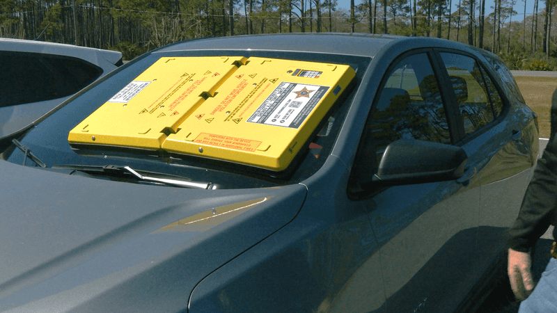 The Barnacle Device Traps Illegal Parkers