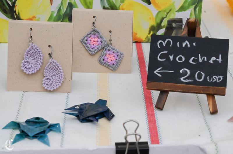 Handmade Art and Local Crafts