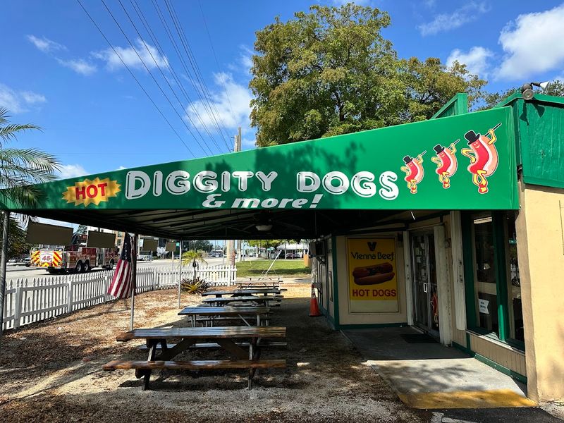 Hot Diggity Dogs & More, Fort Lauderdale