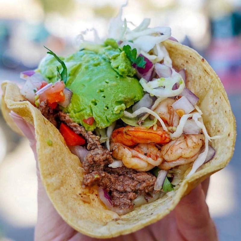 Oscars Mexican Seafood: Pacific Beach's Seafood Taco Paradise