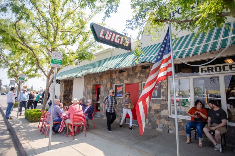 Why It's Worth the Drive to Bakersfield