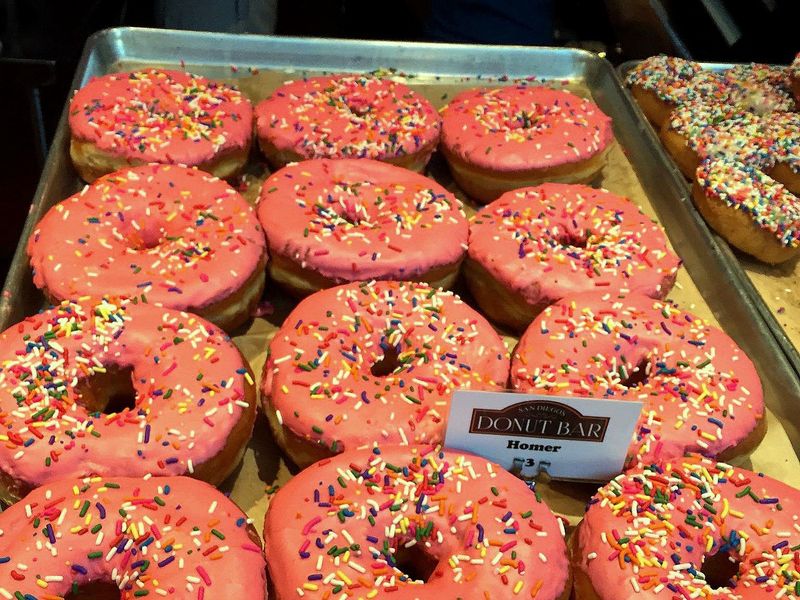 Donut Bar & Bakery (San Diego)