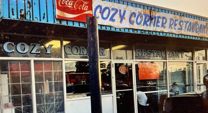 Cozy Corner - Family Tradition in Every Bite