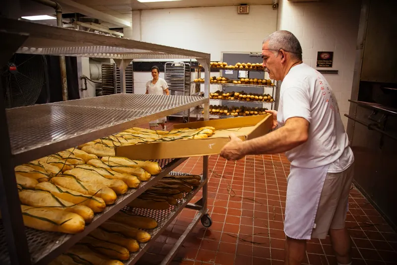 La Segunda Central Bakery: Tampa's Cuban Bread Legend