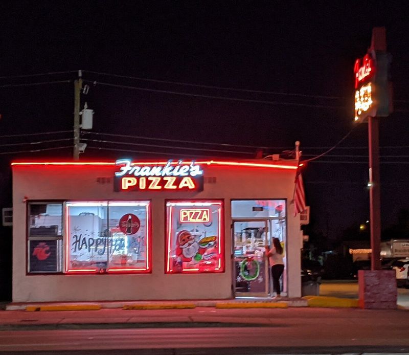 Frankie's Pizza