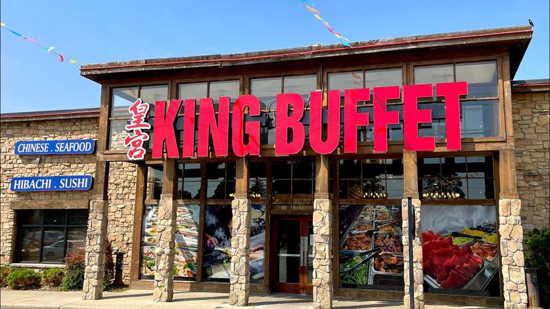 King Buffet: Asian Feast Fit for Royalty on Bardstown Road