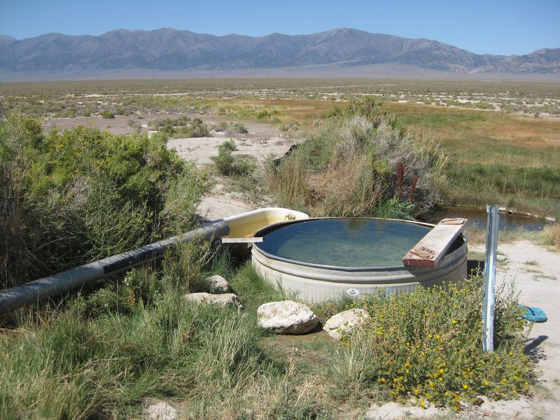 Spencer Hot Springs: Desert Sky Bathing