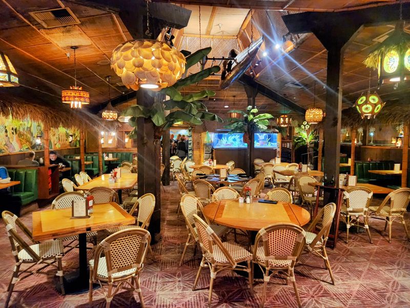Damon’s Steakhouse (Glendale)
