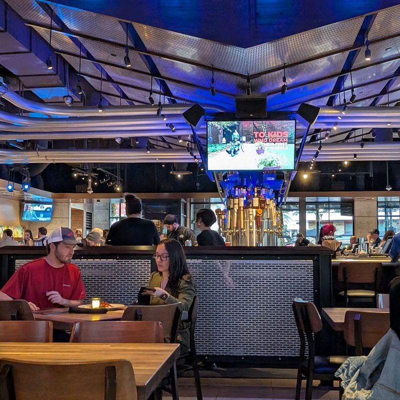 Yard House: Sports Bar Sophistication For All Ages