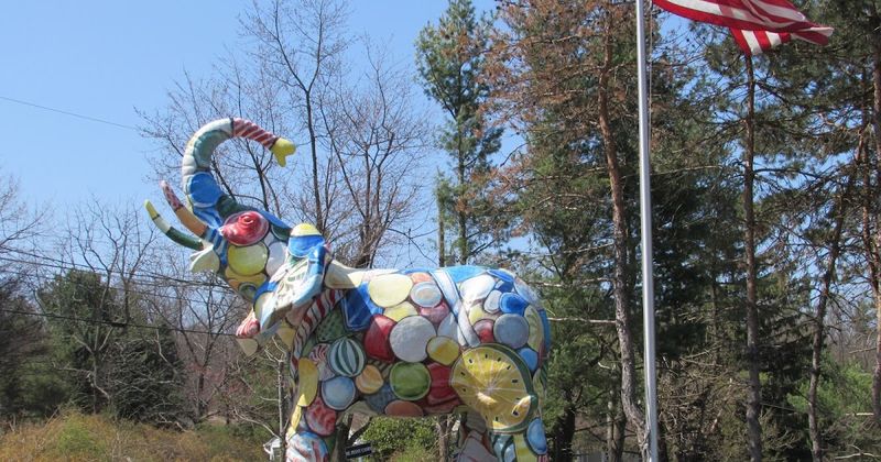 Mr. Ed’s Elephant Museum & Candy Emporium (Orrtanna)