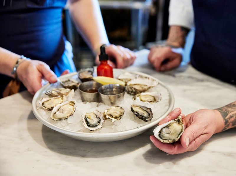 Matts’ Oyster House at Seabrook (Pacific Coast)