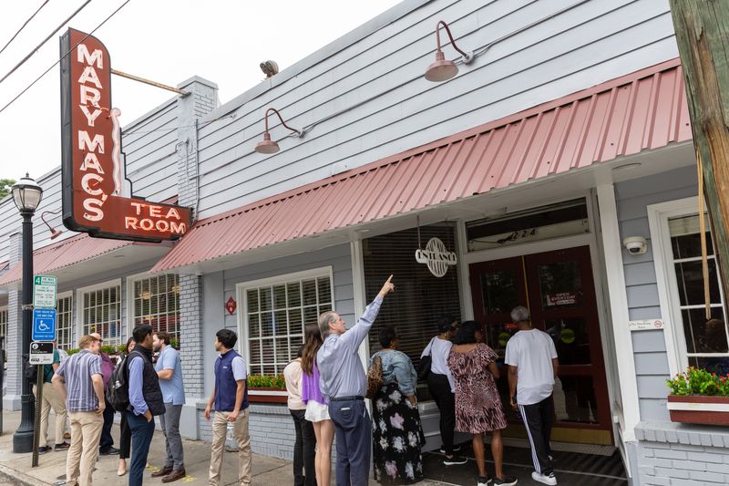 Mary Mac's Tea Room: Atlanta's Dining Living Room