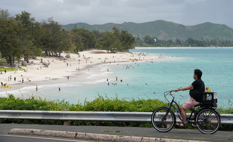 Kailua: Neighborhood Beach Turned Tourist Hotspot