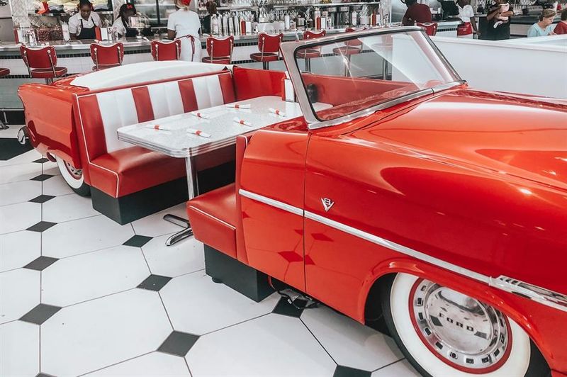 Sherri's Diner: Pink Cadillac Pancake Paradise