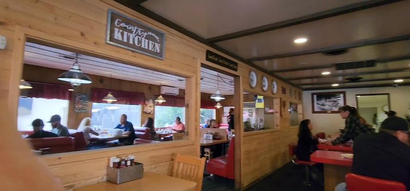 Old-School Hospitality That Feels Like Home