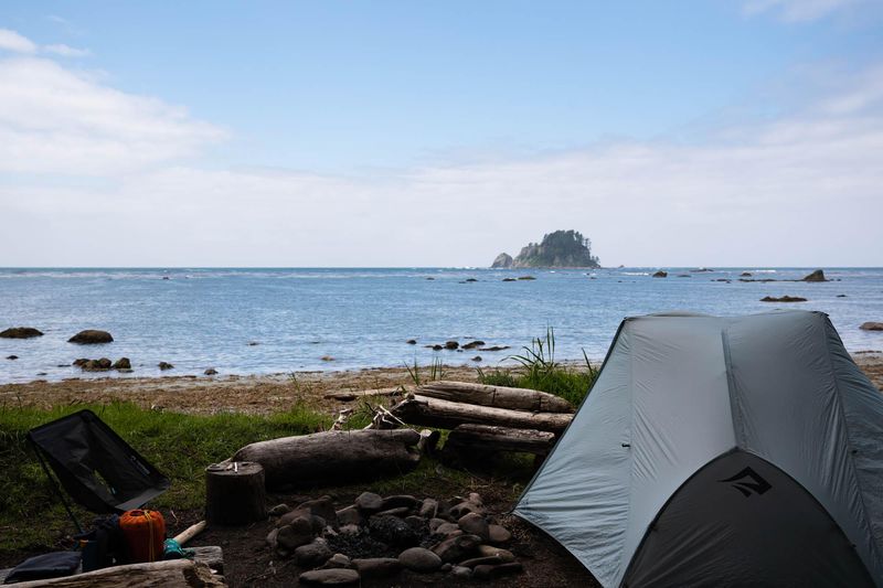 Ozette Triangle Coastal Overlooks: Secluded Views of Pacific Beaches