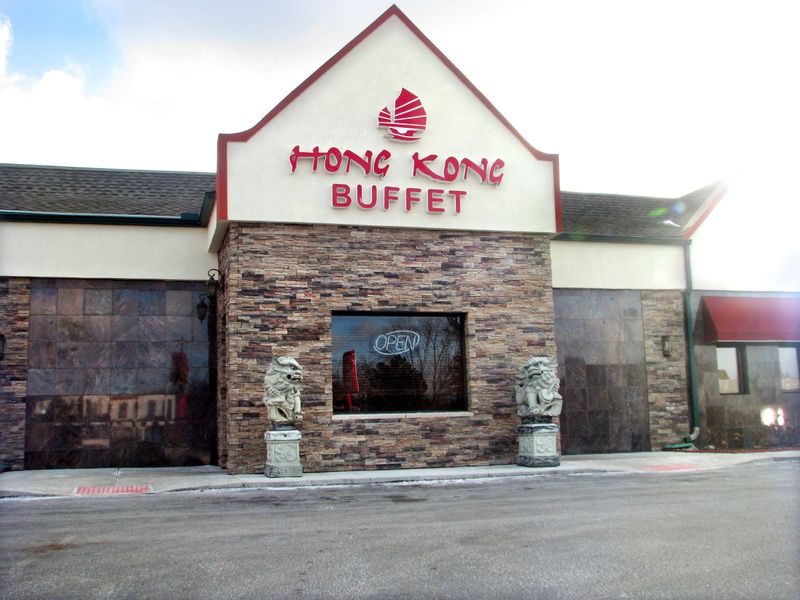 Hong Kong Buffet: Peoria's Revitalized Asian Feast
