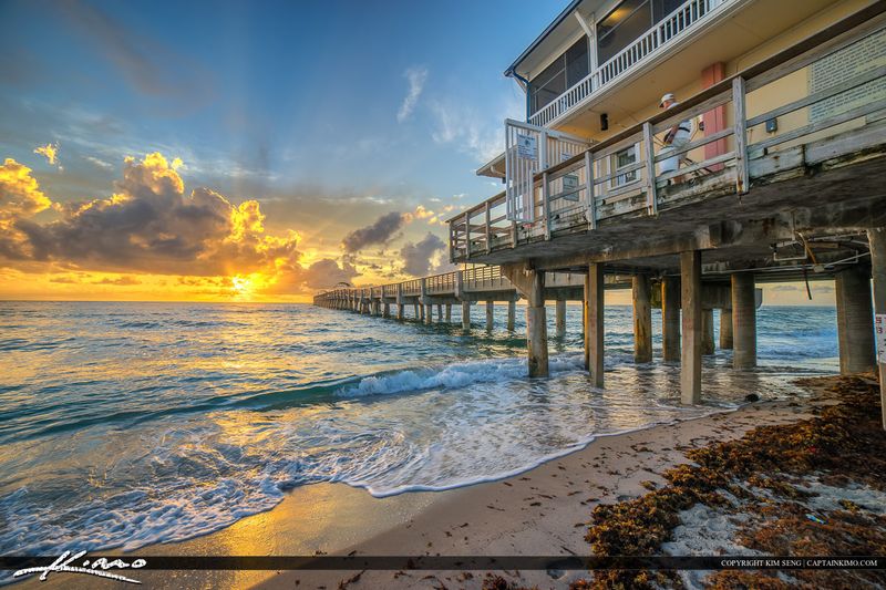 Lake Worth Beach Boardwalk: A Coastal Throwback