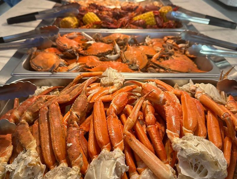 Ombu Buffet - Snow Crab Heaven in Two Locations