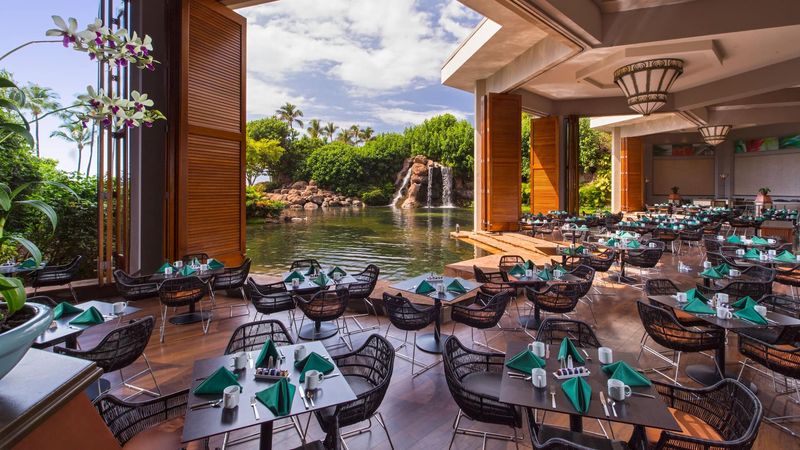 Hyatt Regency Maui's Swan Court Breakfast Buffet