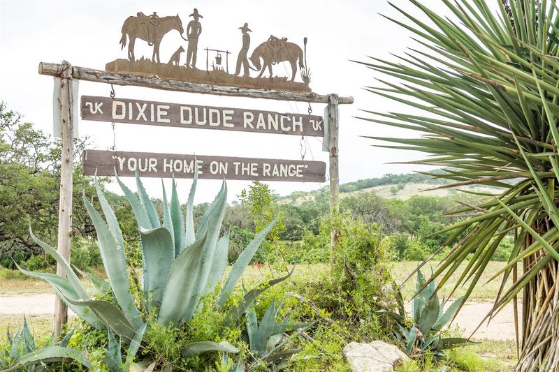 Dixie Dude Ranch in Bandera