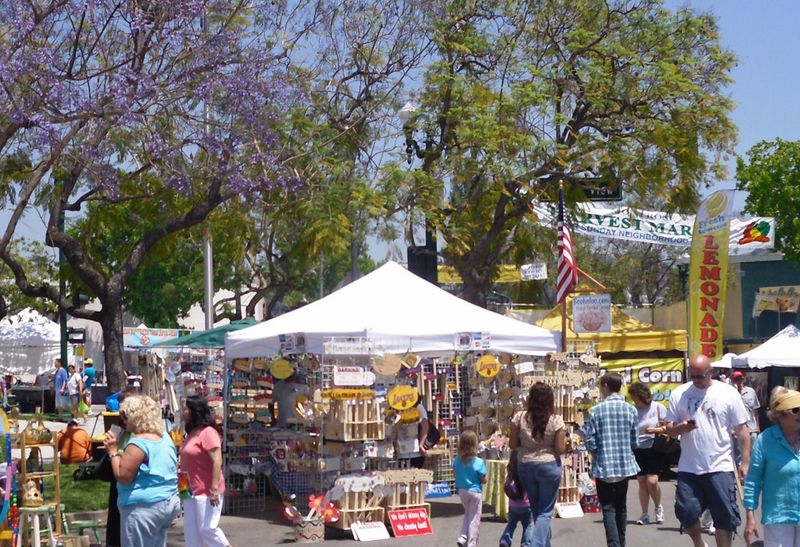 Montrose Arts & Crafts Festival, Glendale