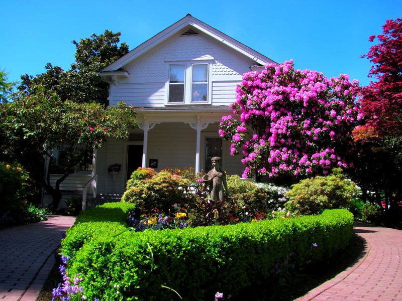 Hulda Klager's Lilac Sanctuary