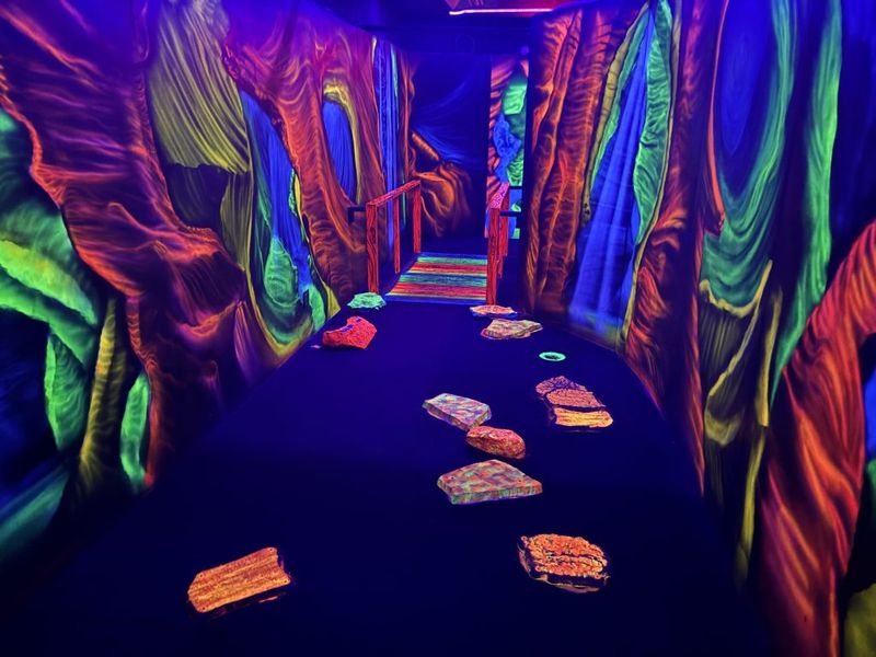Ghostly Manor Thrill Center 