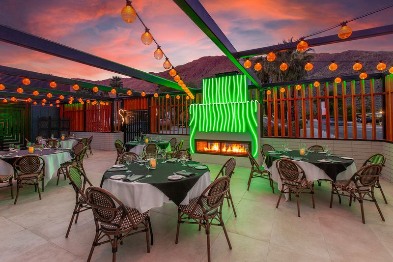 Kaiser Grille: Local Favorite With Outdoor Dining