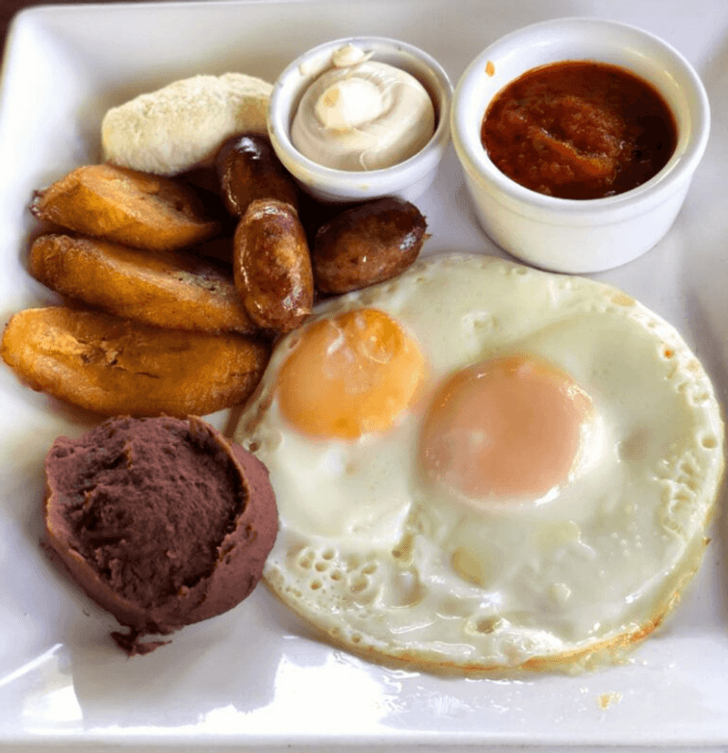 Torogoz Restaurant: El Salvador's Treasures in the Southwest