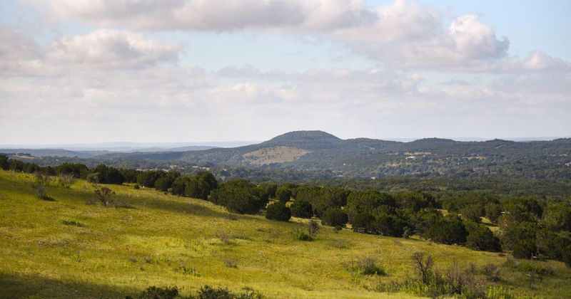 Balcones Canyonlands National Wildlife Refuge: Hill Country Haven