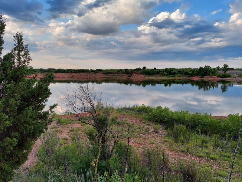 Lake Theo: Red Canyon Bass Fishing