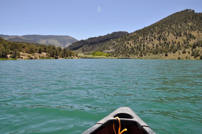 Cave Lake: Alpine Paddling Paradise